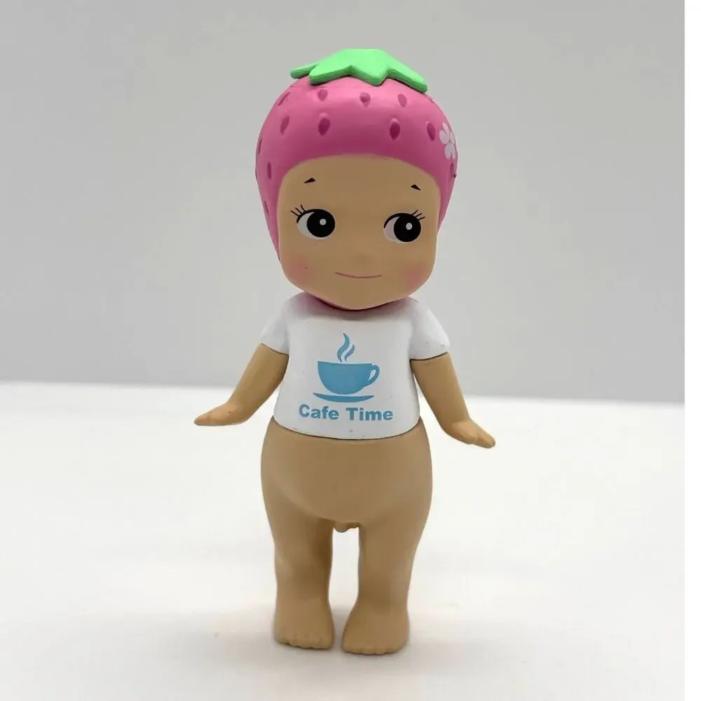New Unbranded Kewpie/Angel Collectible Mini Figure, Strawberry Cafe, Open Box